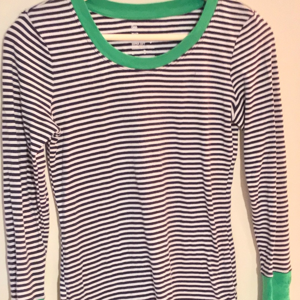 Women’s GAP open crew